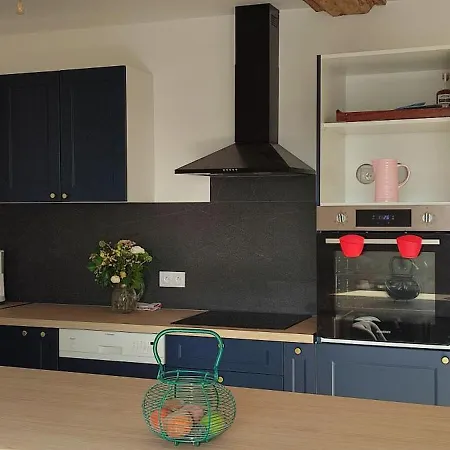 بيت للعطل Grand En Campagne Avec Etang