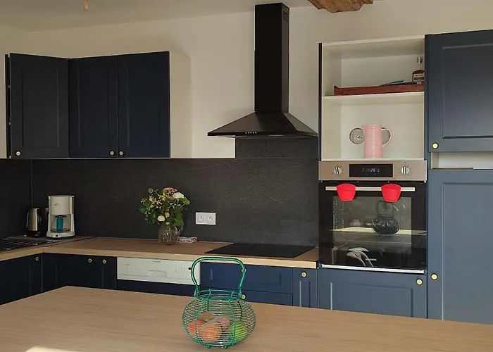 Hébergement de vacances Grand En Campagne Avec étang