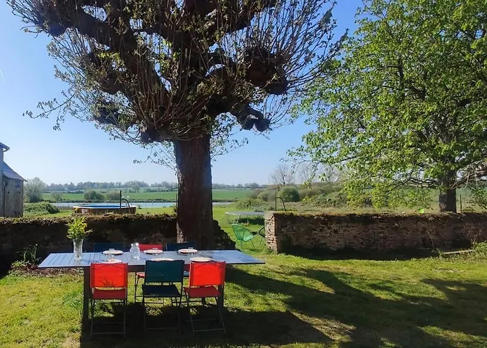 Hébergement de vacances Grand En Campagne Avec étang Bouere