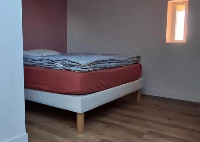 Hébergement de vacances Grand En Campagne Avec étang Bouere